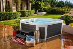 Happy 25 Lounge - 5 Person Hot Tub -SoakSense Shop happy 162 pop