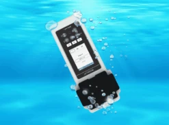 Pool Lab 2.0 Photometer Electronic Water Tester -SoakSense Shop poollab2 underwater3